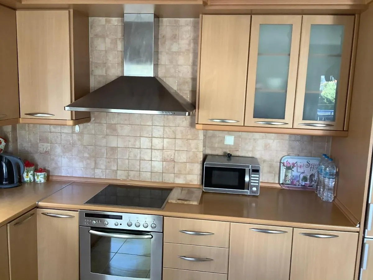 Lovely And Sunny Apartament 300M From Beach!! Переа