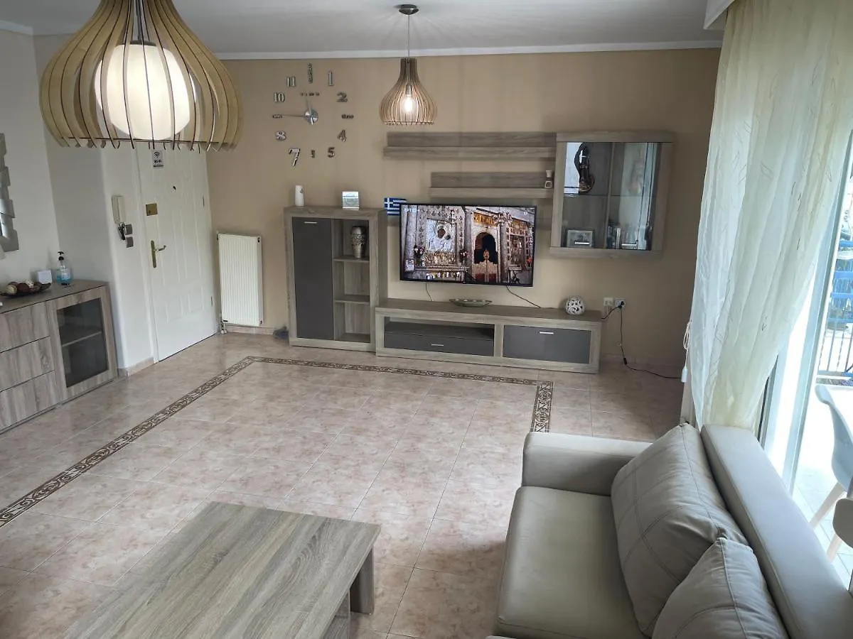Lovely And Sunny Apartament 300M From Beach!! Переа