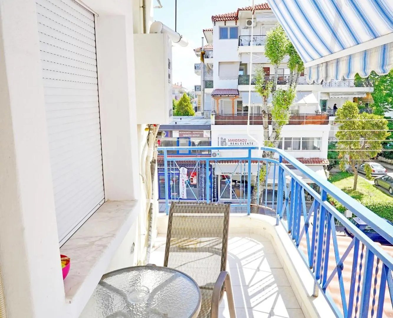 Lovely And Sunny Apartament 300M From Beach!! Переа Апартаменты