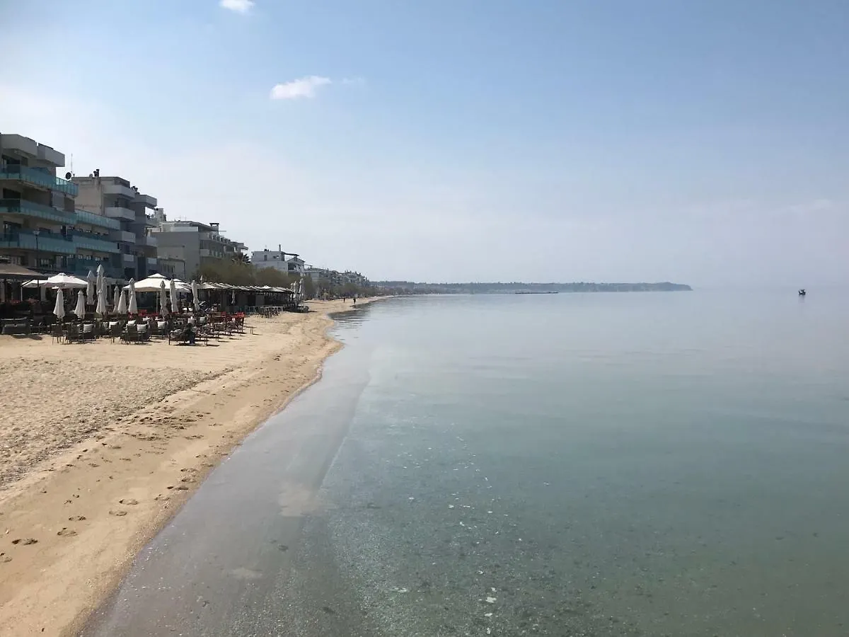 Lovely And Sunny Apartament 300M From Beach!! Переа